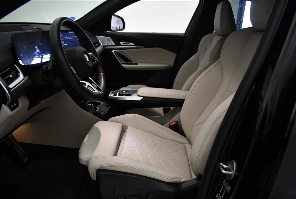 BMW iX2 eDrive20 M-Sport 5d