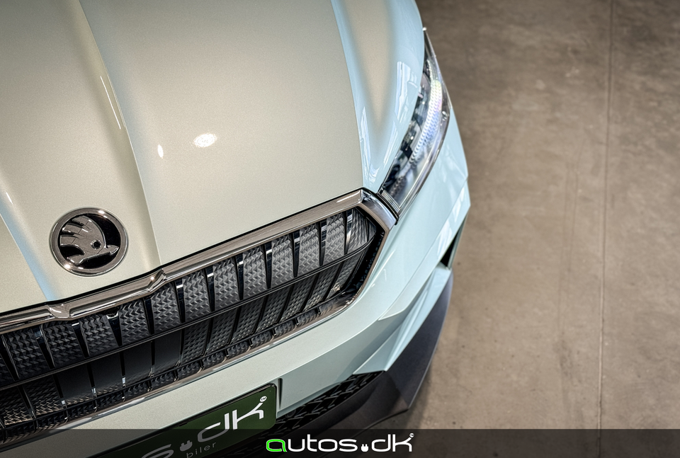 Skoda Enyaq 60 iV Loft 5d