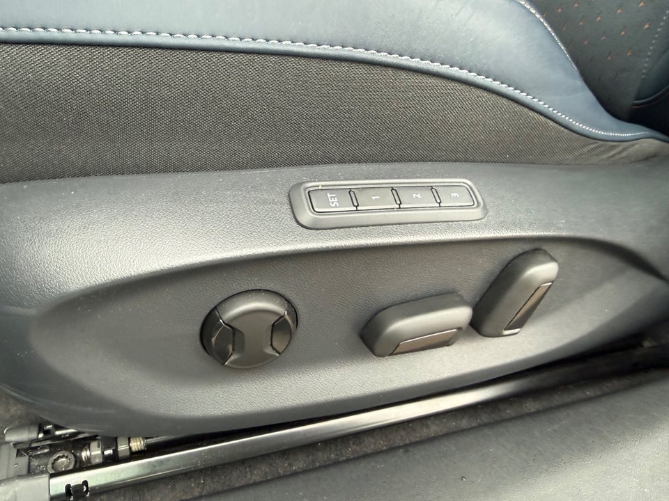 Cupra Tavascan 77 Adrenaline 5d