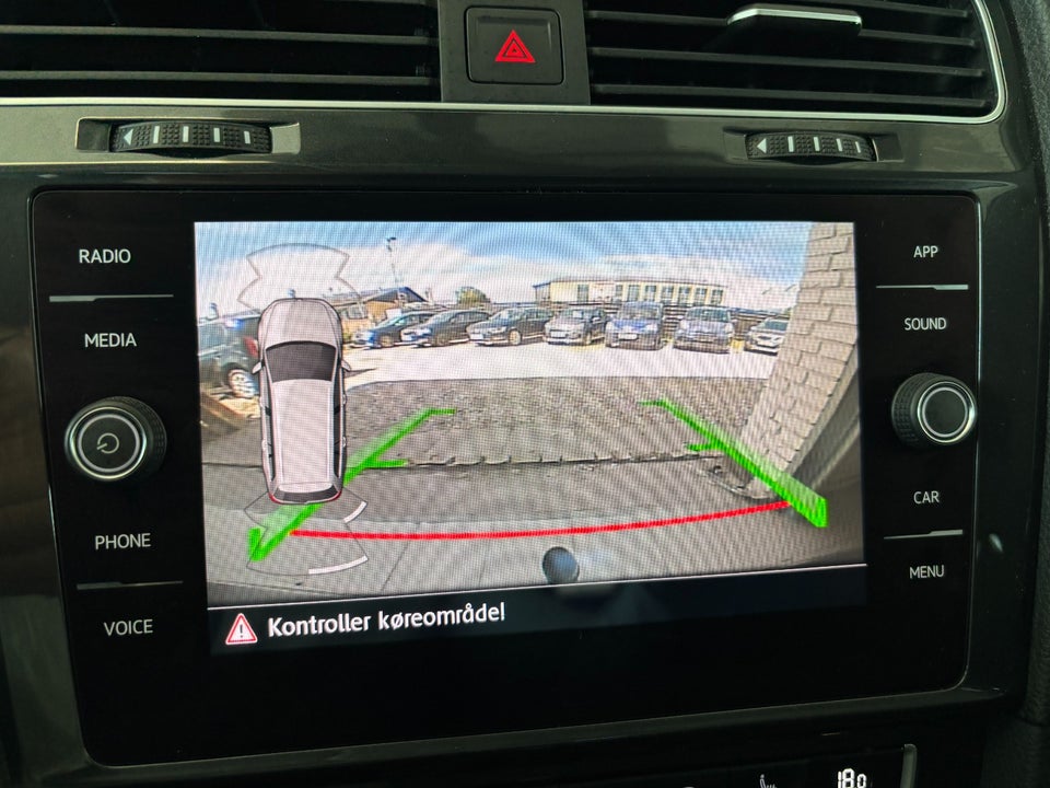 VW Golf VII 1,5 TSi 130 Comfortline Variant DSG 5d