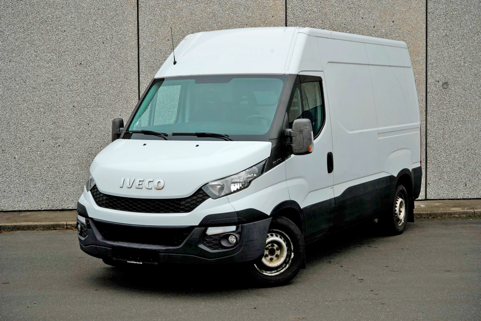 Iveco Daily 2,3 35S15 10,8m³ Van