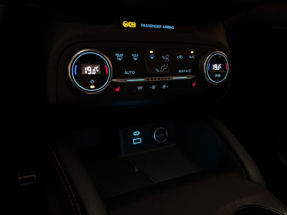 Ford Kuga 2,5 PHEV ST-Line X CVT 5d