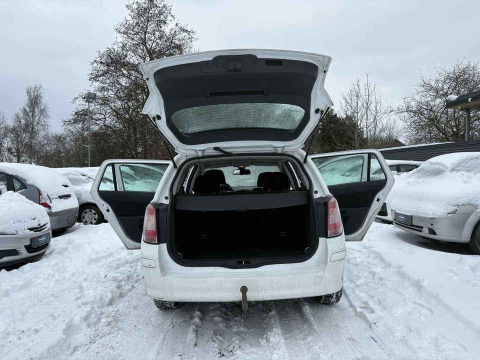 Opel Astra 1,7 CDTi 110 Enjoy 5d