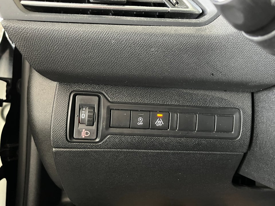 Peugeot 308 1,6 BlueHDi 120 Allure Sky SW 5d