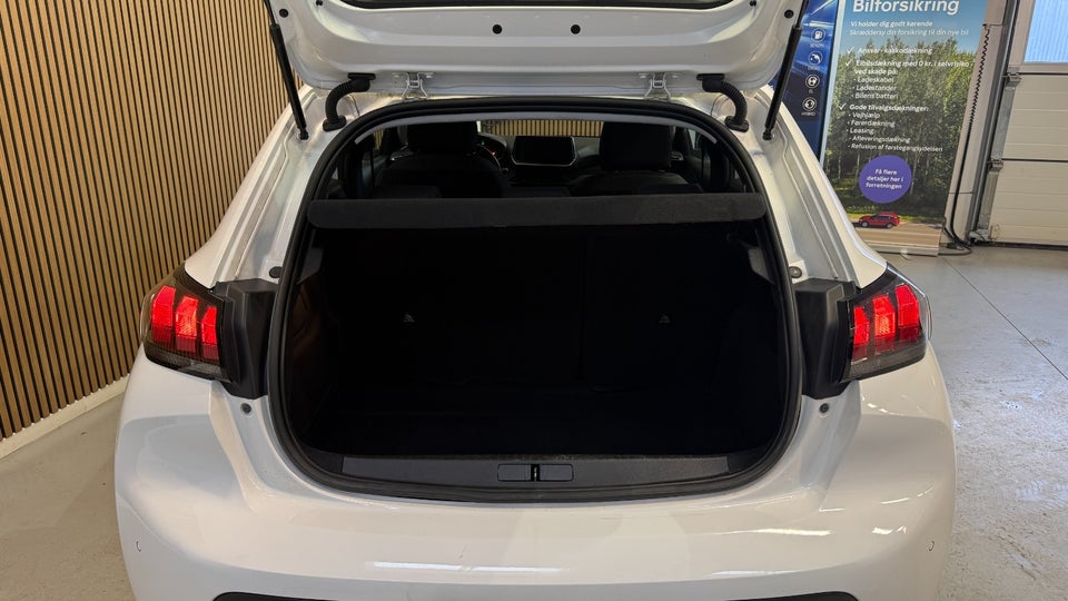 Peugeot e-208 50 Active Pack 5d