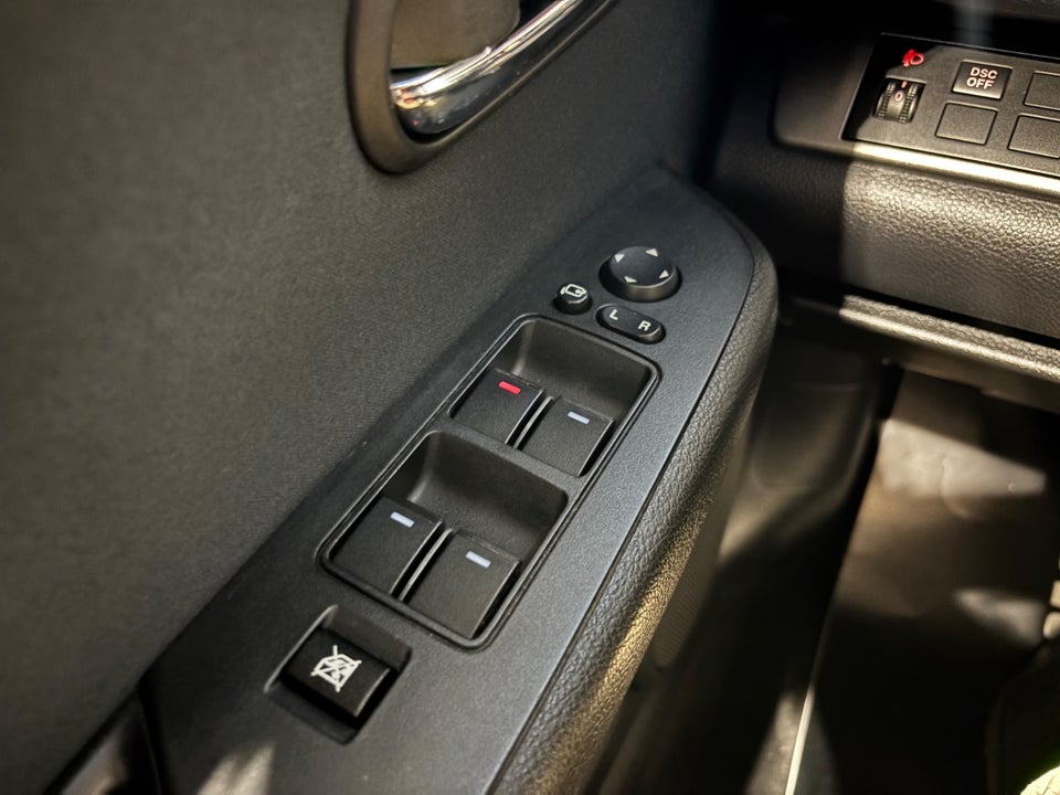 Mazda 6 2,0 Advance 4d