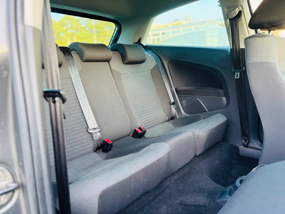 VW Polo 1,6 TDi 90 Comfortline 3d