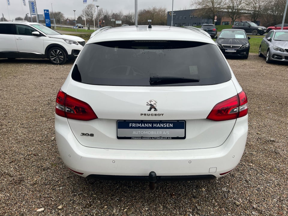 Peugeot 308 1,6 BlueHDi 120 Selection Sky SW 5d