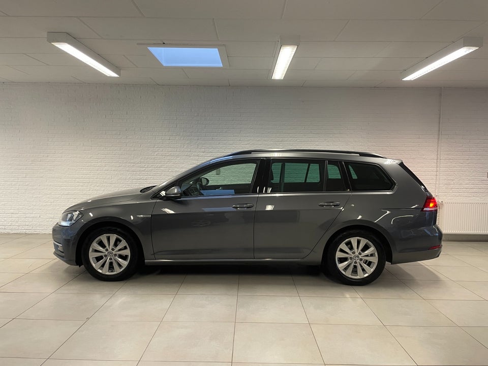 VW Golf VII 1,5 TSi 130 Comfortline Variant DSG Van 5d