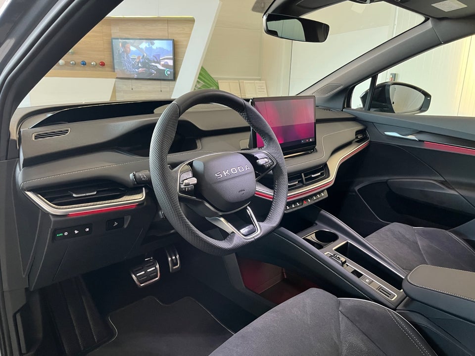 Skoda Enyaq 85 iV Sportline Advanced 5d