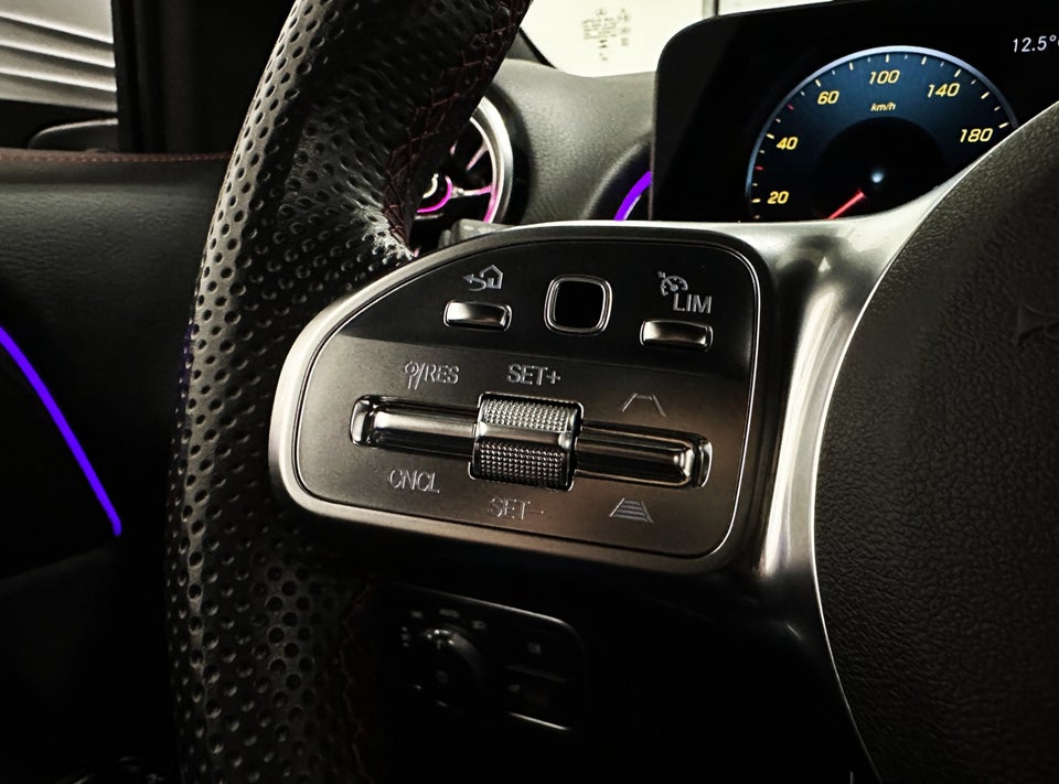 Mercedes GLB250 2,0 AMG Line aut. 5d