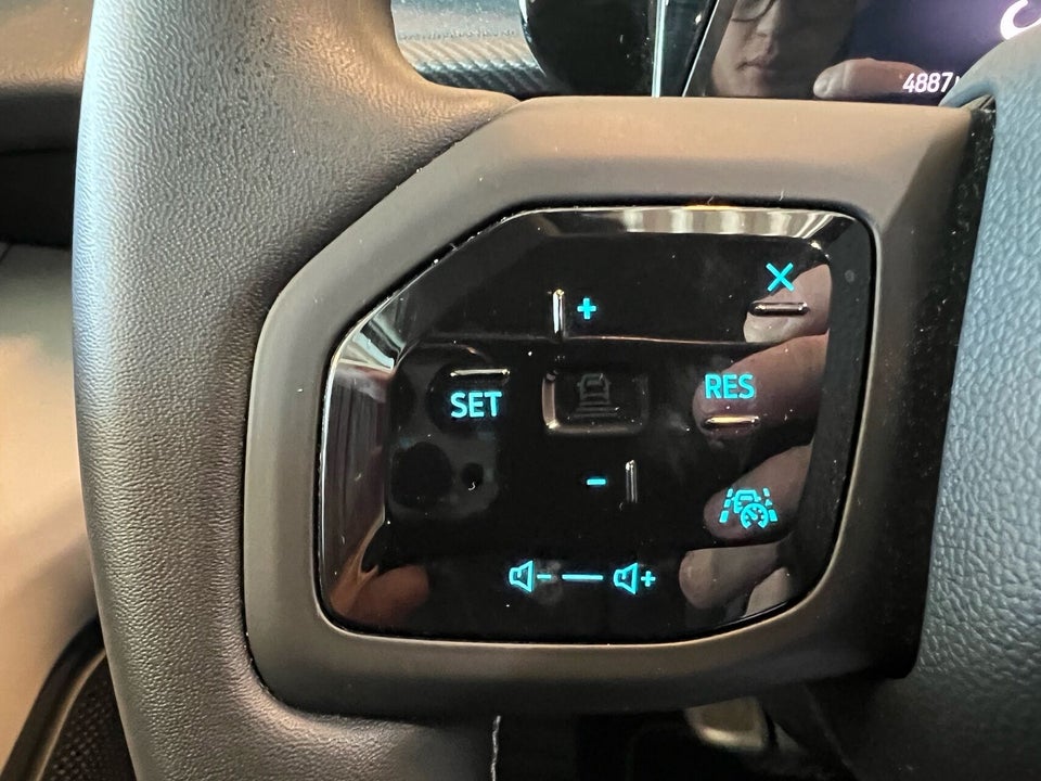 Ford Explorer 79 Premium Extended Range AWD 5d