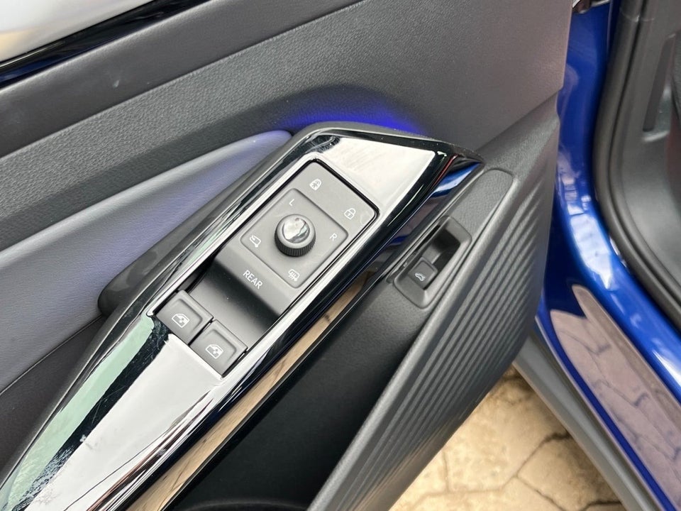 VW ID.4 77 Pro 4Motion 5d