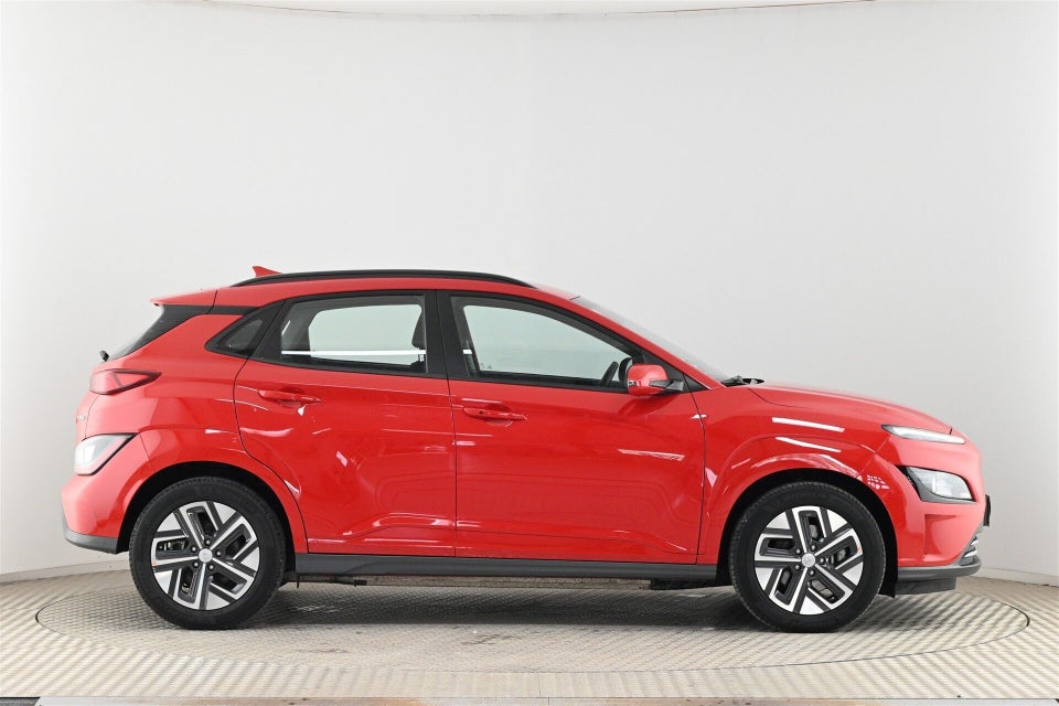 Hyundai Kona 39 EV Essential 5d