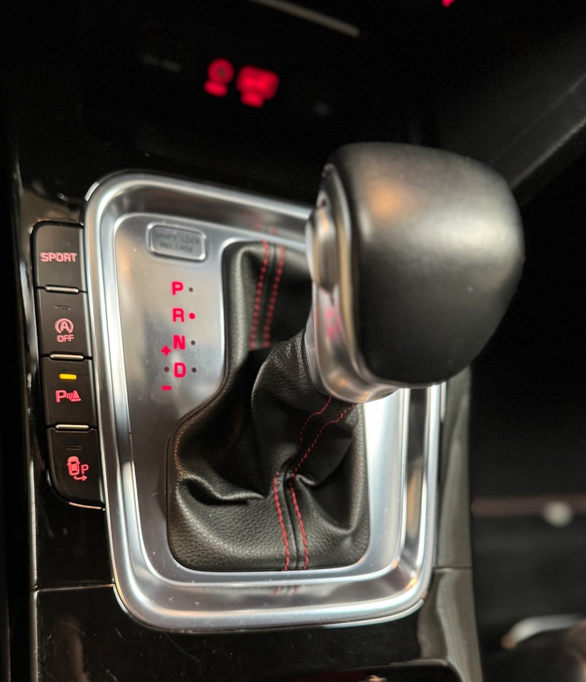 Kia ProCeed 1,6 T-GDi GT DCT 5d