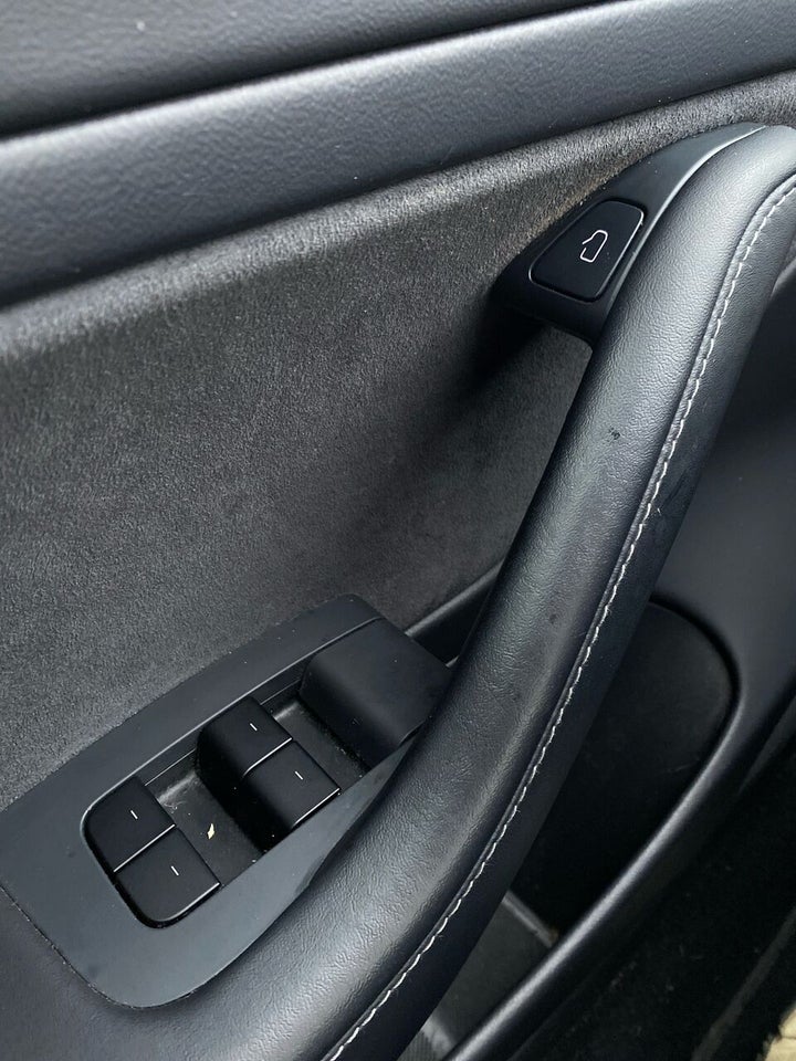 Tesla Model 3 Long Range AWD 4d