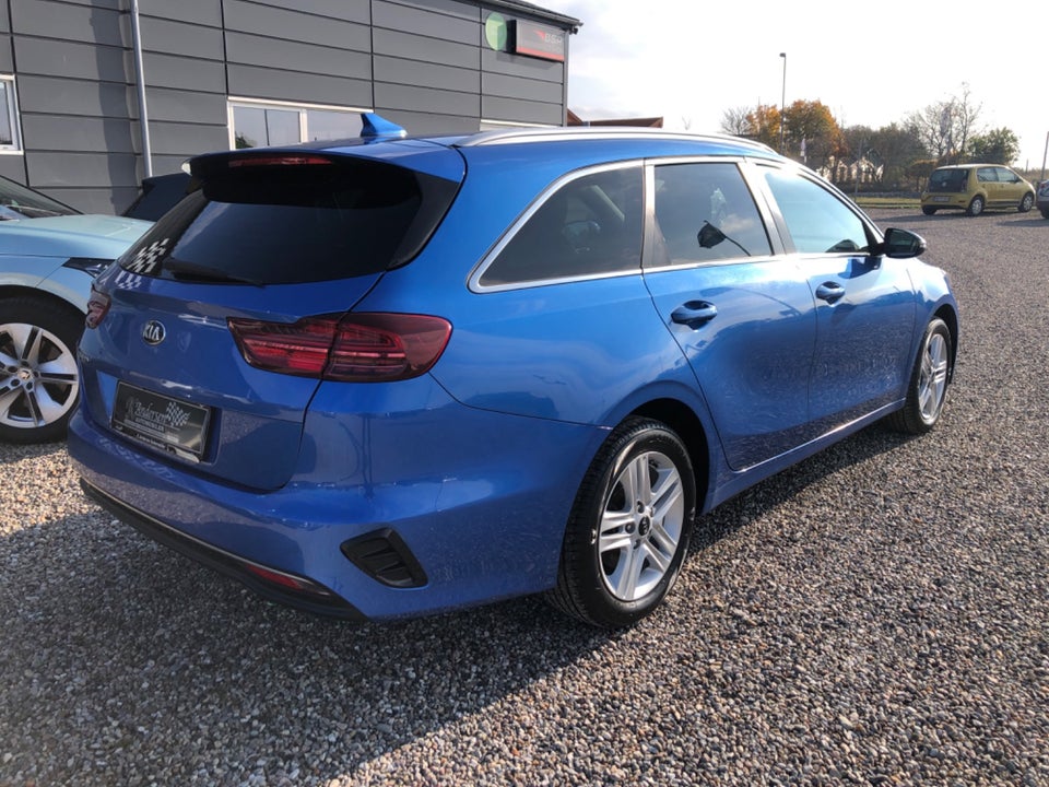 Kia Ceed 1,6 CRDi 136 Intro Edition SW DCT 5d