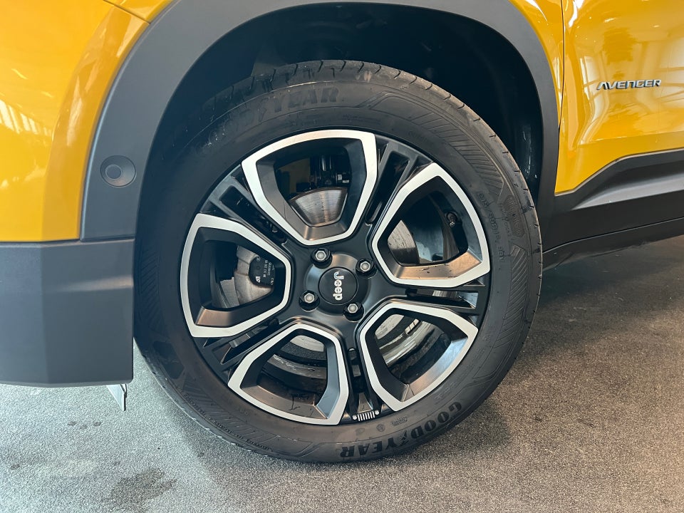 Jeep Avenger 54 Summit 5d