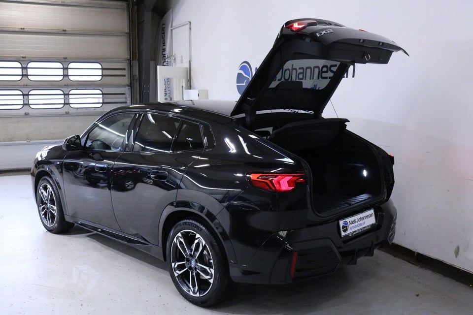 BMW iX2 eDrive20 M-Sport 5d