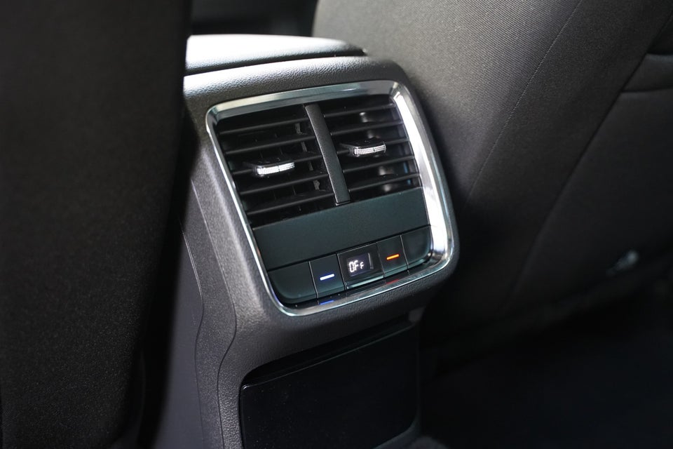 Skoda Octavia 1,4 TSi iV Plus Combi DSG 5d