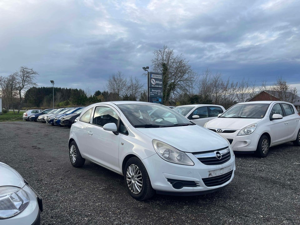 Opel Corsa 1,0 12V Enjoy 3d