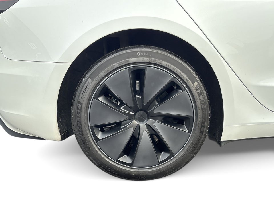 Tesla Model 3 RWD 4d