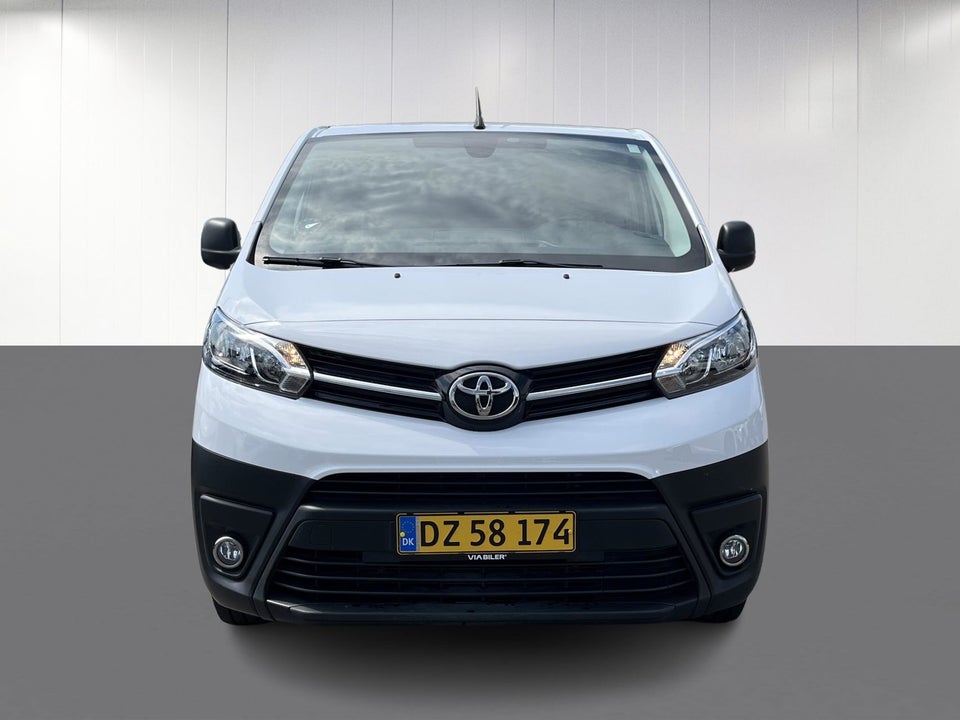 Toyota ProAce 2,0 D 144 Long Comfort Master aut. 4d