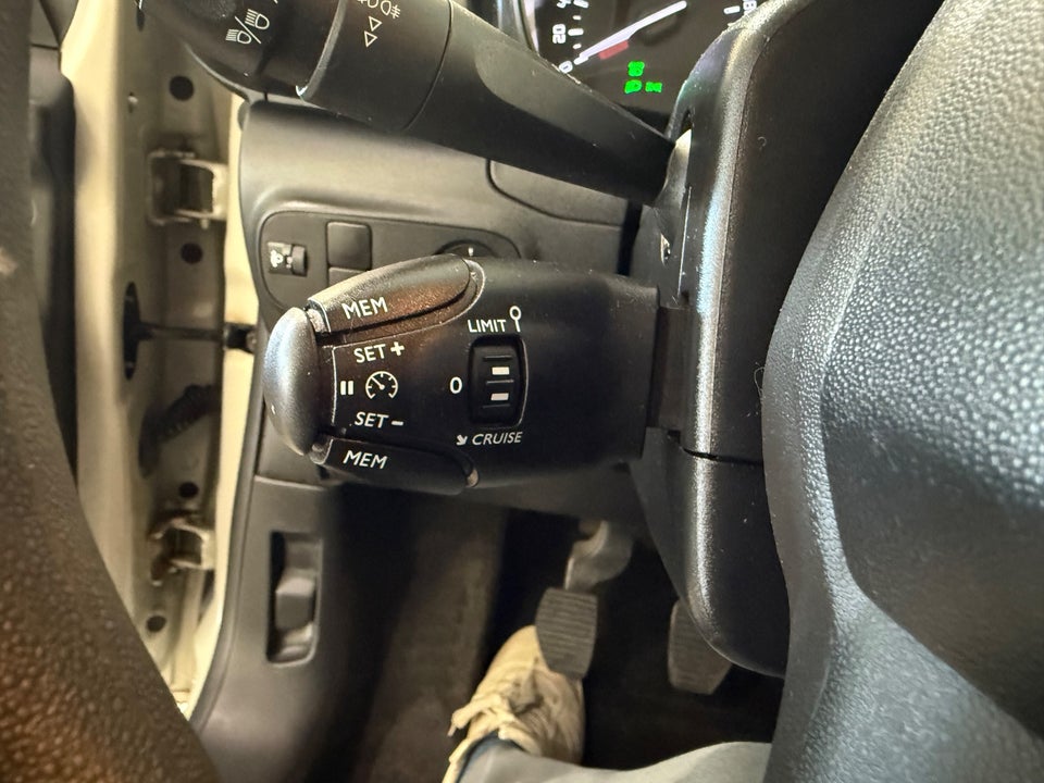 Citroën C3 1,2 PureTech 83 Shine 5d