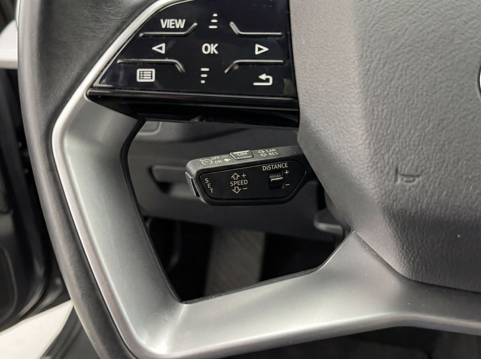 Audi Q4 e-tron 40 Advanced 5d