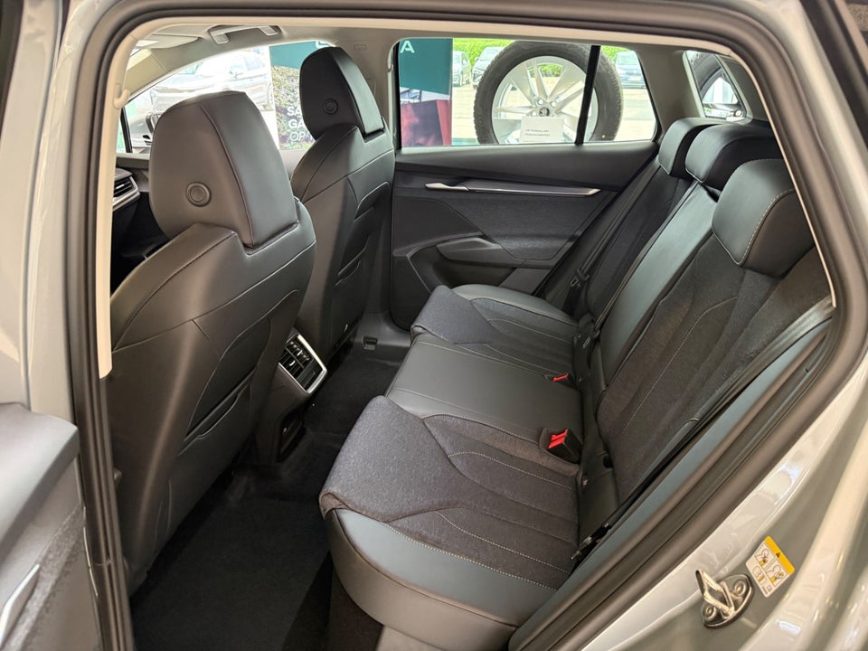 Skoda Elroq 60 iV Selection Premium 5d