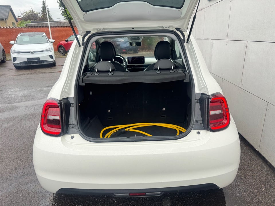 Fiat 500e 42 Icon 3d