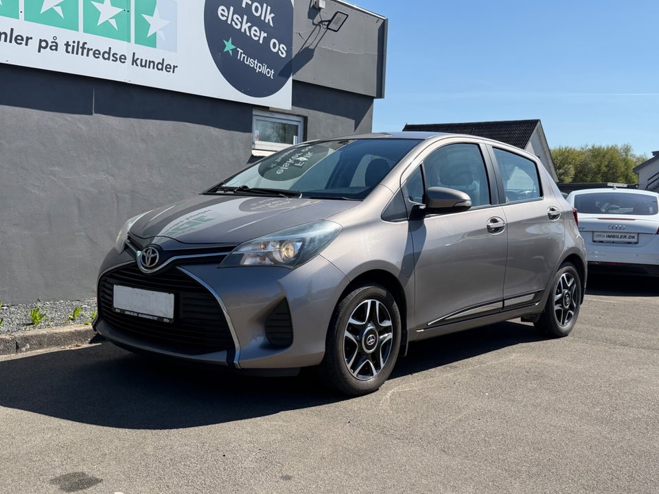 Toyota Yaris 1,3 VVT-i Lounge Edition 5d