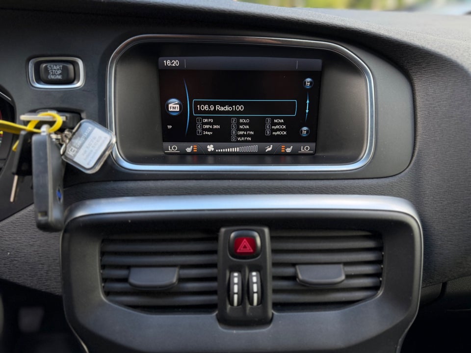Volvo V40 1,6 D2 115 Momentum 5d