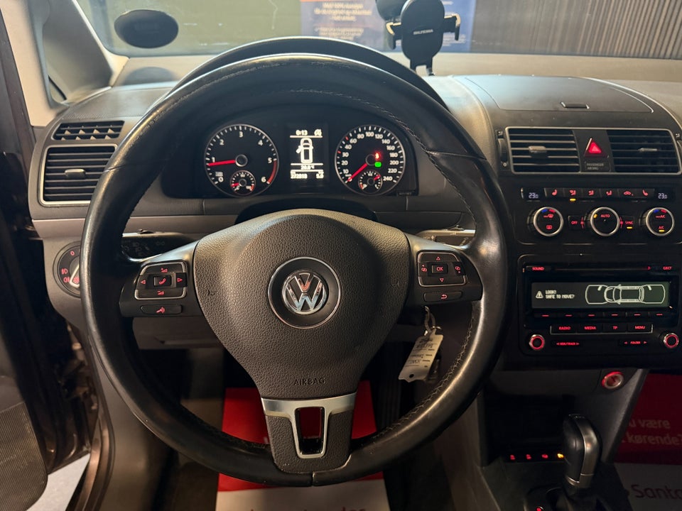VW Touran 1,6 TDi 105 Comfortline DSG BMT 7prs 5d
