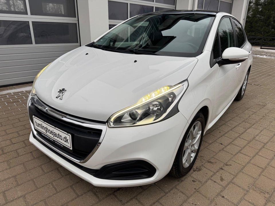 Peugeot 208 1,6 BlueHDi 100 Chili Sky+ 5d