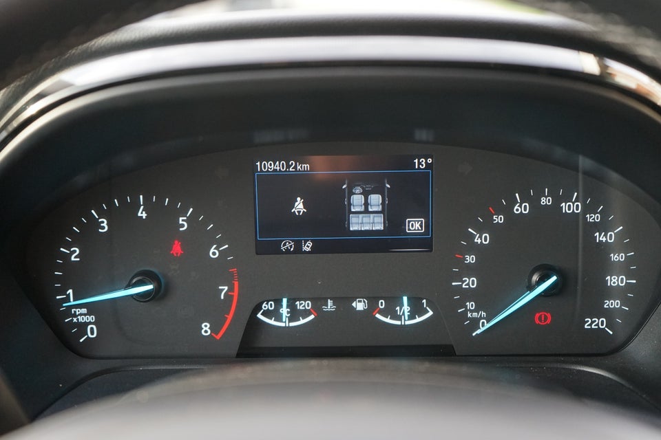 Ford Fiesta 1,0 EcoBoost mHEV Titanium Van 5d