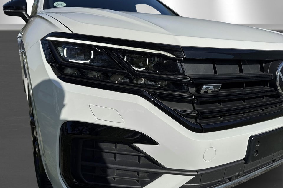 VW Touareg 3,0 TDi 286 R-line aut. 4Motion Van 5d