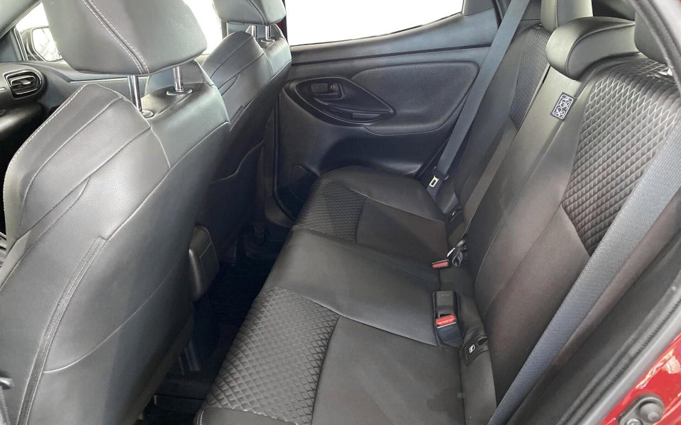 Toyota Yaris 1,5 Hybrid H3 Style e-CVT 5d