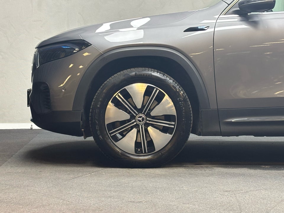 Mercedes EQB250 Electric Art 7prs 5d