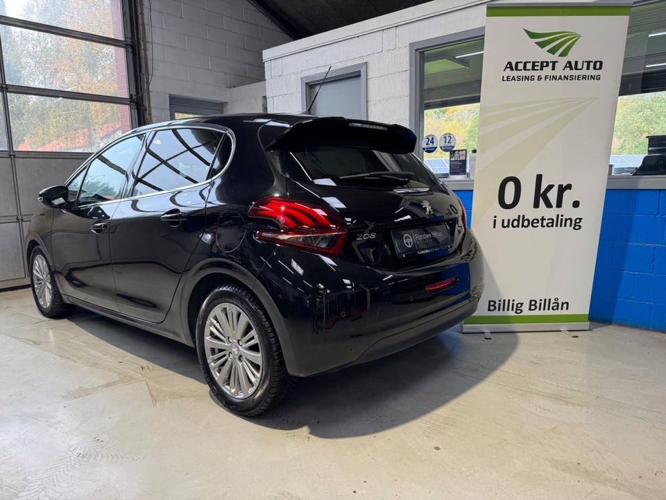 Peugeot 208 1,5 BlueHDi 100 Infinity Sky 5d