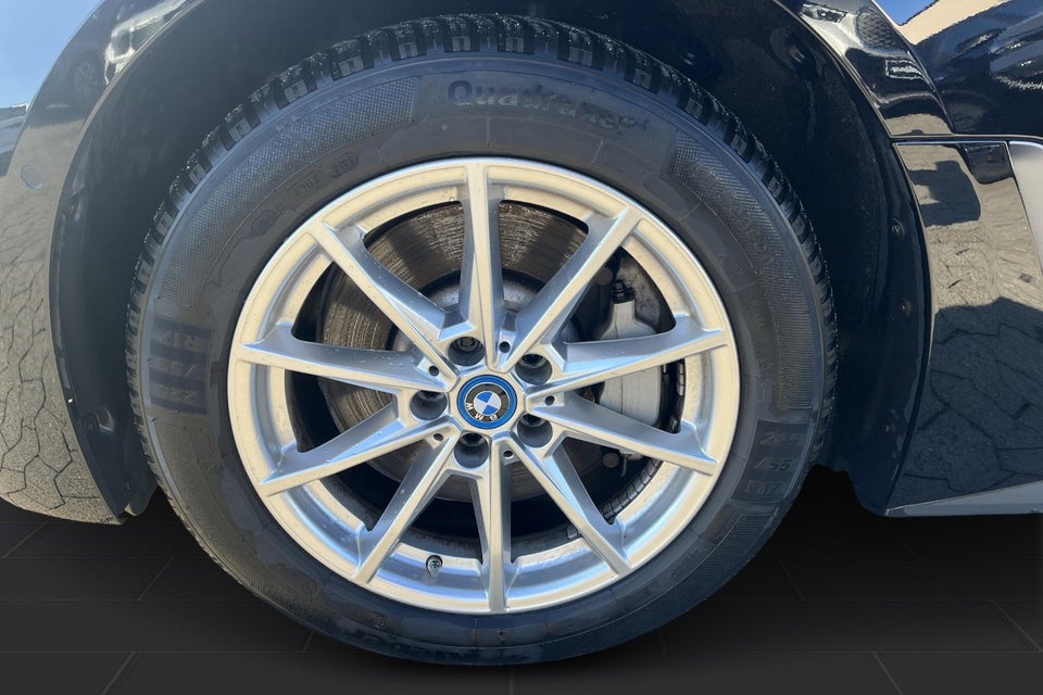 BMW i4 eDrive35 Charged 5d