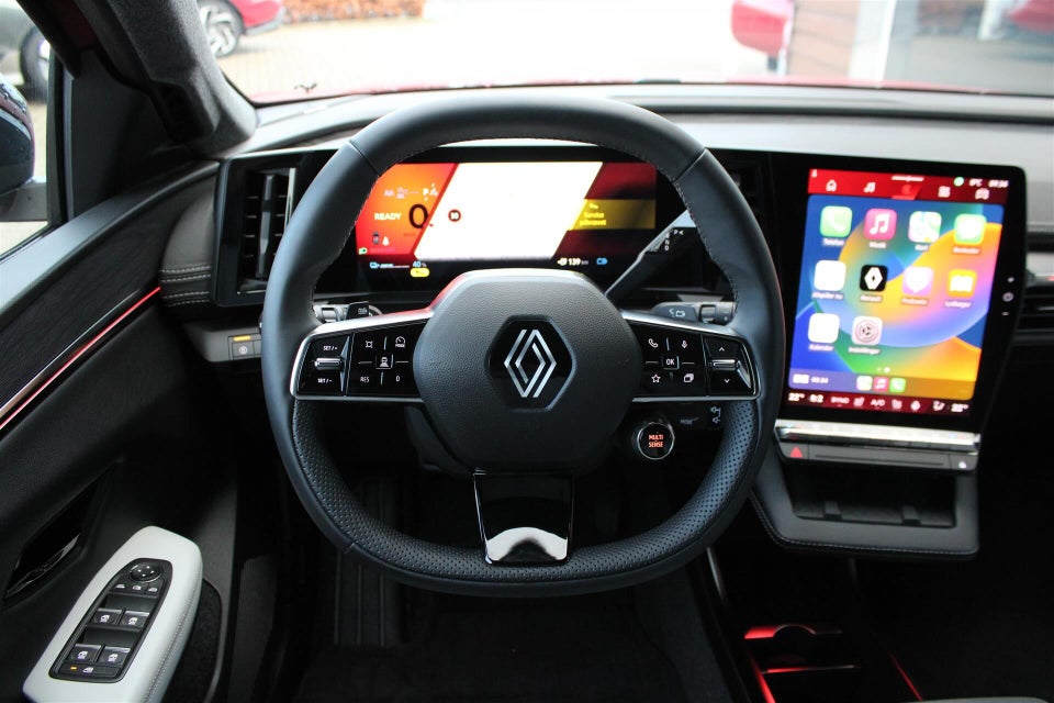 Renault Scenic E-Tech 87 Iconic 5d