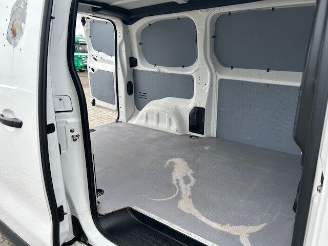 Toyota ProAce 1,6 D 115 Medium Base 5d