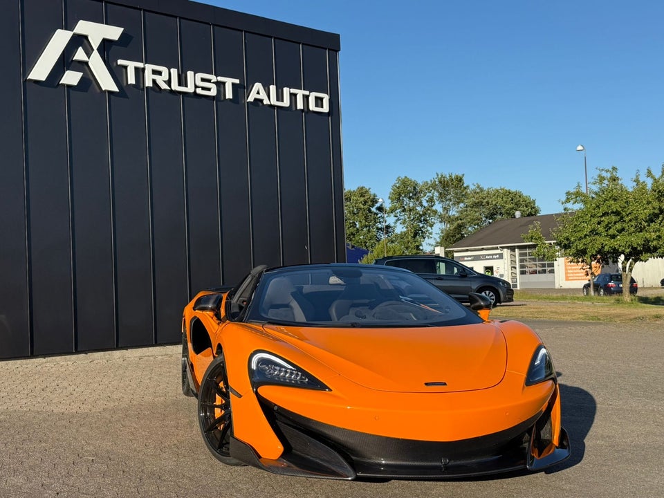 McLaren 600LT 3,8 Spider 2d