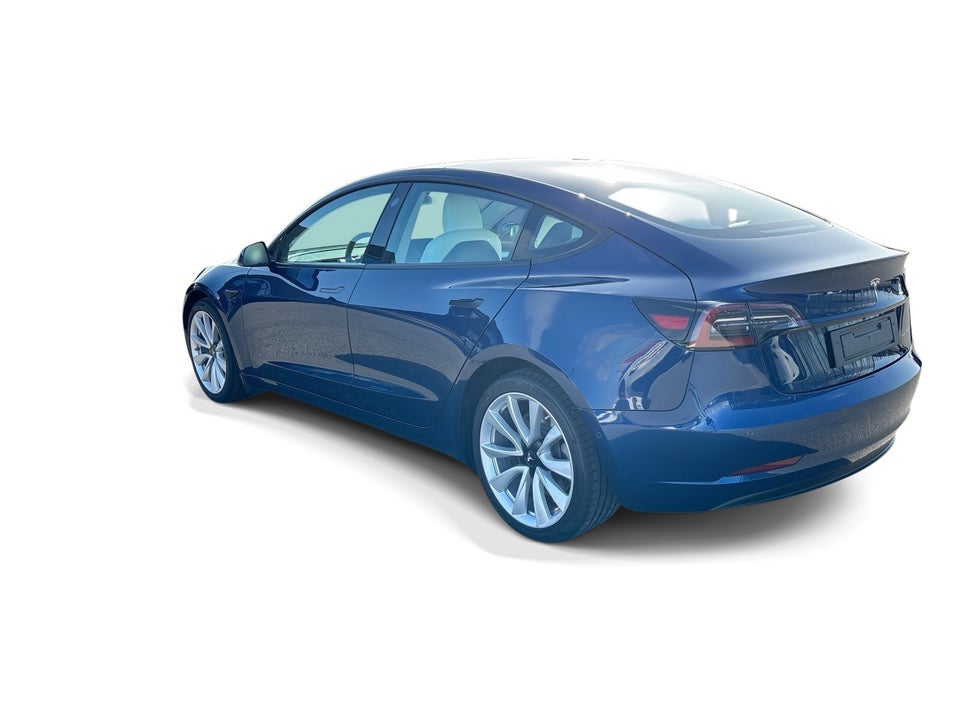 Tesla Model 3 Long Range AWD 4d