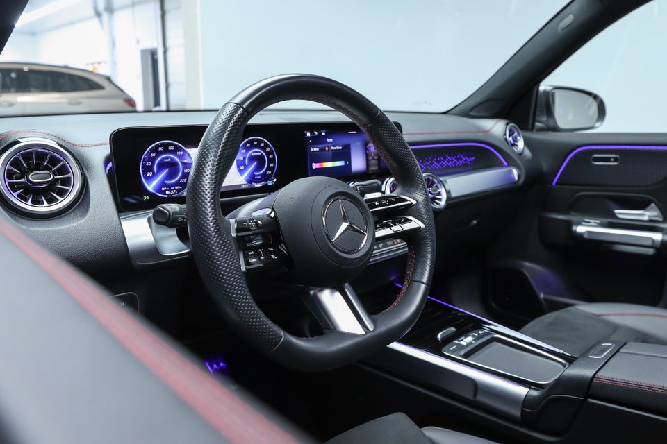 Mercedes EQB250+ AMG Line Advance Plus 7prs 5d