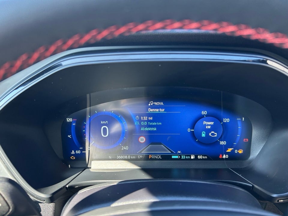 Ford Kuga 2,5 PHEV ST-Line X CVT 5d