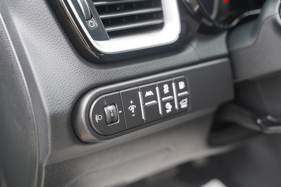 Kia Ceed 1,6 PHEV Upgrade SW DCT 5d