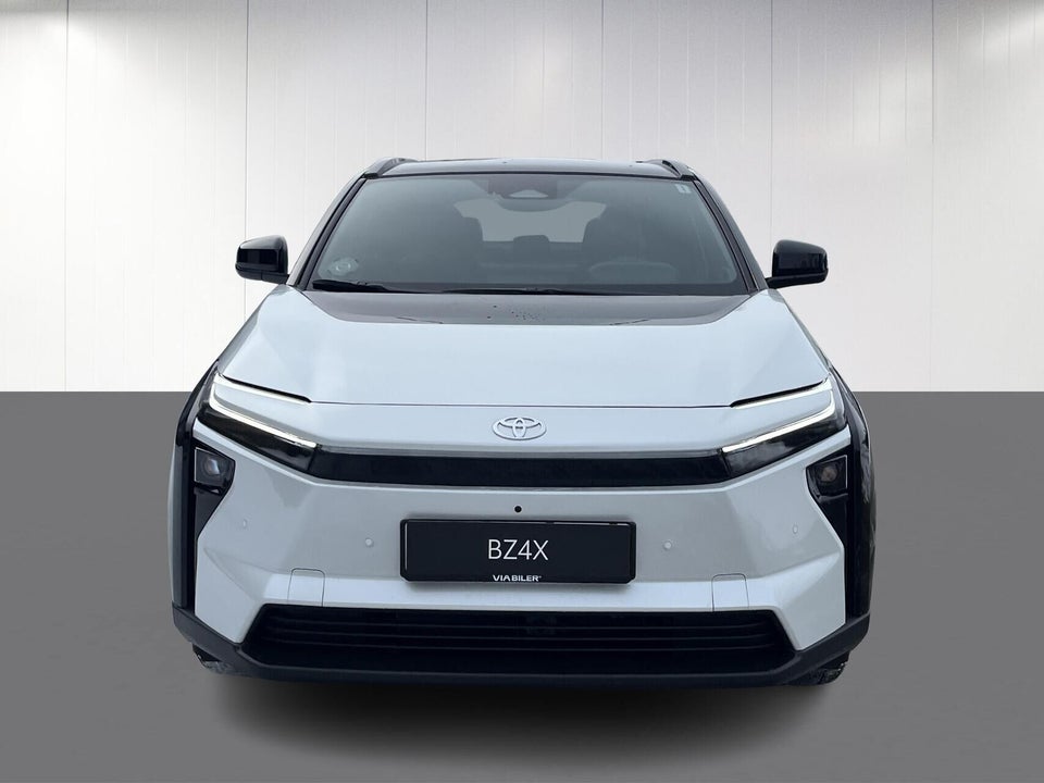 Toyota bZ4X 73 Executive 5d