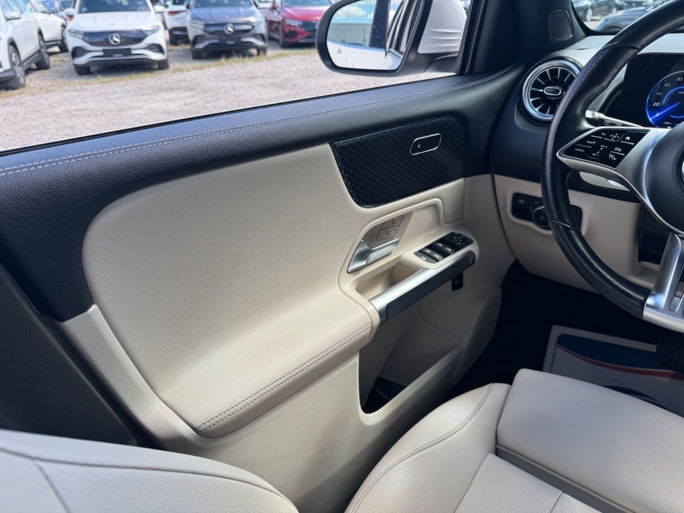 Mercedes EQB250+ Progressive 5d